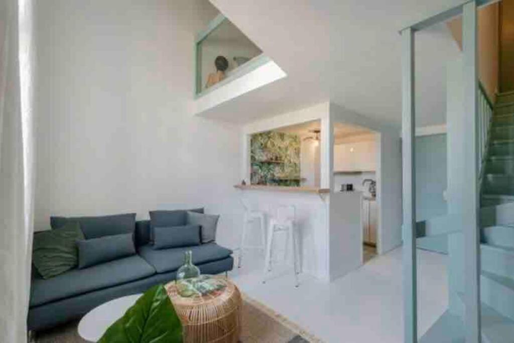 Appartement Beau Duplex Plein Centre